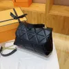 2024 neue Trendy Instagram Koreanische Vielseitige frauen Handtasche Modische Schulter Tasche Crossbody Lingge Kleine Quadratische Tasche