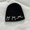 Береты женские шляпа жемчуг банты шипованные тюрбаны с черепом на осень-зиму