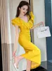 Vestidos de festa moda feminina francês maxi vestido mulher amarelo babados manga sem costas fenda bodycon robe vestidos baile banquete anfitrião vestido