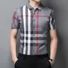 Luxury Designer Mens Casual Shirt Fashion Geometry Classic Checker Printed Shirt Burrerys Mens Spring Summer Polo Neck Short Sleeve