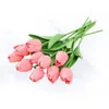 Flores decorativas criam uma mini simulação de tulipa realista com flor artificial para decoração deslumbrante