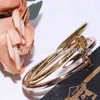 Projektant kaset Bangle Creative Paznokcie bransoletka dla mężczyzn i kobiet japońskie wersje koreańskie proste spersonalizowane tytanowe stalowe stalowe różowe złoto nisza moda wszechstronna HP7