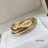 Designer Love Ring Trinity Charms For Woman Par Size 678 för Man Diamond Tricyclic Crossover T0p Quality Gold Plated 18k Officiella reproduktioner Jubileumsgåva