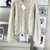 Maglioni da donna Maglione con paillettes scavato Maglione da donna All-match O-Collo Fiore Autunno Inverno 2024 Pullover da donna a maniche lunghe in cashmere