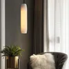 Hängslampor modern vit lång albaster inomhus sängplats vardagsrum bar dekoration ljuskrona funktion linjär lyxdekor ljus