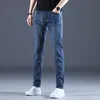 2023 Classic Men Casual Midrise Straight Denim Jeans Long Pants Bekväma byxor Löst fit Brand Menswear Mans 240108