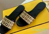 Pantofole da donna con motivo intrecciato in rafia intrecciata nera di alta qualità, sandali in pelle con scivolo, scarpe da spiaggia, sandali casual, sandali di lusso