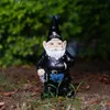 Garden Gnomes Statuebiker w skórzanej kurtce Funny Knomes for Yard Decoroutdoor Krasnoluki