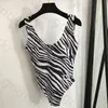 Zebra baskı tek parça mayo kadınlar seksi sırtsız mayo moda yaz plaj kayış bikini