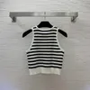 UO1R Tanks pour femmes Camis Designer Femmes Vente en tricot Vêtements dames Summer Fashion Decorative Striped Treed High Quality Haut Vêtements Jan 08 ZX28