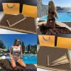 Asciugamano da bagno stampato con lettere alla moda, asciugamano morbido e spesso di alta qualità, 90 * 150 cm, designer di coppie, regalo asciugamano jacquard da spiaggia per nuoto sportivo, 1 pezzo