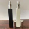 Botella de cristal cuadrada blanca y negra mate con bomba de pulverización para perfume, aceite esencial para el cuidado de la piel, suero, 10ml