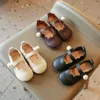 Zapatos planos para niñas y niños, calzado informal de primavera suave y dulce de Color sólido con perlas, 21-30, combina con todo, para uso diario, 240108