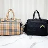 Borsa per pannolini firmata Borsa per pannolini impermeabile per mamma set da tre pezzi Cerniera per bambini Plaid marrone Stampa Zaino per le vendite Pannolino per messenger A3