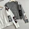 Tasarımcı Hırka Kadın Kazak Polo Sweaters Düğme Up Gömlek Klasik Mektup Baskı Moda Düzenli Günlük Uzun Kollu Örgü Kazak Kazak Kadınlar Mezar2024
