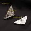 Stud semplice placcato oro 18 carati 2024 designer di marca di lusso P-lettere Stud geometrico donne famose triangolo strass di cristallo orecchino di perla festa di nozze Jewerlry