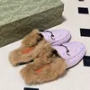 Designer Fur Autumn Winter Mules Luxury Fuzzy Slides Home Furry Flat Sandals Kvinnliga slip tofflor för kvinnor män ull helt fodrad varm komfort skrapar 11 färg