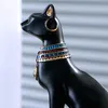 Saakar Resin Egyptian Anubis Dog Cat God god god fugurinesワインラックボトルホルダーストレージ像ホームリビングルームデスクトップ装飾オブジェクト240106