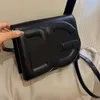 2024 novo envelope moda flip pequeno quadrado macaron multi cor em relevo ombro único crossbody bolsa feminina