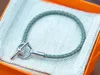 5A Charm-Armbänder HM Glenan Echtleder-Armband mit einem kurzen Riemen in der Farbe 09 Dunkelgrau für Damen mit Staubbeutelbox, Größe 16–21 Fendave