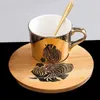 Кружки Новая анаморфотная чашка с леопардовым принтом, чашка с зеркальным отражением, кружка с зеброй, кофейная чашка с лосем и тарелкой YQ240109