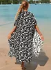 Kvinnors badkläder strand täcker tryck lång stor skjorta klänning rayon kaftan pareos bikini 2024 mantel plag kimonos beachwear cover-up sarong