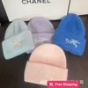 Casquettes de créateur Automne et hiver Ancêtre Lapin Cheveux Chaud Chapeau Froid À la Mode et Polyvalent Automne et Hiver Pull Tricoté Chapeau pour Hommes et Femmes Résistant au Froid W