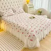 1pc Quilted Bedspread Fresh Style Bed Cover Lace Linen Skinfriendly Mattress Protectors No Pillowcase 240109