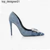 Novo 2024ss marca de moda denim sapatos de salto alto bombas cristal embelezado luxurys designers vestido sapato sapatos de noite mulheres fábrica salto alto