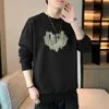 Autumn Crewneck Sweatshirts Men Heart Graphic Drop Shoulder Casual Clothing Loose Korean Fashion Streetwear Male Harajuku Hoodie 240109