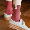 Frauen Socken Rot Baumwolle Mode Harajuku Retro Dame Mädchen Lose Lange Casual Stricken Weiche Hohe Frühling Herbst 2024