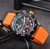 المصمم مشاهدة رجال الساعات أعلى الكوارتز الكوارتز التحمل Pro Avenger Chronograph 44mm الساعات عدة ألوان المطاط الرجال الساعات المعصم الزجاج