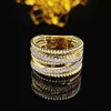 Pierścienie klastra 2023 Nowy przylot luksusowy złoty kolor srebrny kolor eternity Pierścień dla kobiet imprezowy biżuteria hurtowa f343 yq240109
