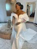 Robe de mariée sirène de luxe 2024 sexy hors de l'épaule sans manches organza robes de mariée africaines avec long train grande taille robe de mariée robes de novia