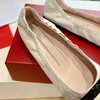 Nouvelle Collection Ballet Mary Jane Chaussures Simples Boucle Carrée Femmes En Cuir Verni Strass Boucle Tête Carrée Peu Profonde Plat Ballet Top Qualité Lumineux Style Collège