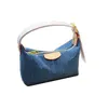 24 donne borse borse in pelle classiche borse di fiori Luxurys designer Shouder Crossbody Messenger Ladies Travel Borse Borse Borse 20 cm