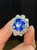 Anelli a grappolo HJY2024 Anello con zaffiro blu da 9,06 ct Vero oro 18 carati Pietre preziose naturali di fiordaliso Diamanti Pietra femminile