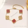 designer jewelry bracelet Luxury Designer jewelry Four Leaf Bracelets 18K Gold Plate Agate Diamond Fashion van Love Charm Chain For Women Wedding