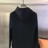 Designer Luxury 2024 Veste de créateur pour femmes Pull noir tricoté ample col rond chemise à manches longues nouvel hiver manteau épais poids lourd petit haut M-XXXL 1Y7H