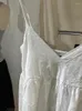 Robes décontractées Vintage Solide Dentelle Col V Camis Robe Blanc Sexy Dos Nu Coton Sans Manches Mini Femmes Y2k Fairycore Doux Volants Robe