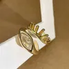 Cluster-Ringe, exquisite goldfarbene Augenringe für Frauen, trendiger Zirkonia-Schmuck, klassischer Charm-Ring, romantische koreanische Modeaccessoires YQ240109