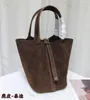 Bolsa feminina de luxo designer clássico avançado tc couro moda grande capacidade balde saco de compras bolsa designer genuíno saco de camurça fosca