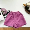 Ensembles de vêtements Ensemble pour enfants 2024 Été Lively Pur Coton Rayé Col rond T-shirt Lâche et mince Short Casual Rose Rose Couleur