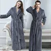 Männer Winter Plus Größe Lange Flanell Bademantel Warme Korallen Fleece Bademantel Frauen Gemütliche Morgenmantel Jacquard Liebhaber Nachtwäsche 240109