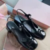 Chaussures de créateur de luxe pour femmes, sandales d'été plates à tête ronde de haute qualité, avec sangle à boucle Mary Jane, 2024