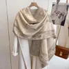 Nuova sciarpa con nappe spesse da donna stampata moda cashmere scialle grande fronte-retro protezione solare autunno e inverno collo antivento