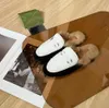 양모 슬리퍼 여성용 봉제 슬리퍼 겨울 캐주얼 숭어 신발 자수 인쇄 반 슬리퍼 여성 모피 푹신한 슬리퍼 패션 플랫 슬리퍼