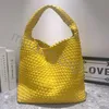 BVS Andiamo Tote Bag Nappa Weaving DrawString Stora Crossbody Bags Soft Sheepskin Work Shoulder Bag Designer 10a Guld Buckle Designer Intreciato Handväska