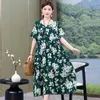 Sukienki zwyczajne damska sukienka letnia 2024 Elegancki vintage nadruk długi dla kobiet od 50 do 60 lat ubrania w stylu koreańskim