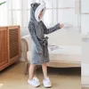 Jungen und Mädchen Kapuzen Tier Cartoon Bademantel Einhorn Kigurumi Pyjamas für Mädchen Kinder Kimono Winter Kinder Pyjama Nachtwäsche 240108